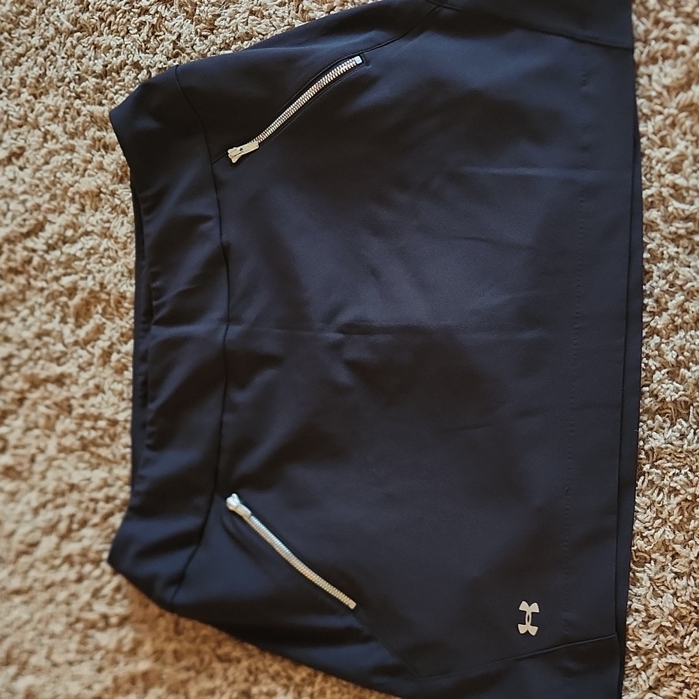 Underarmour black womans skort size L/XL